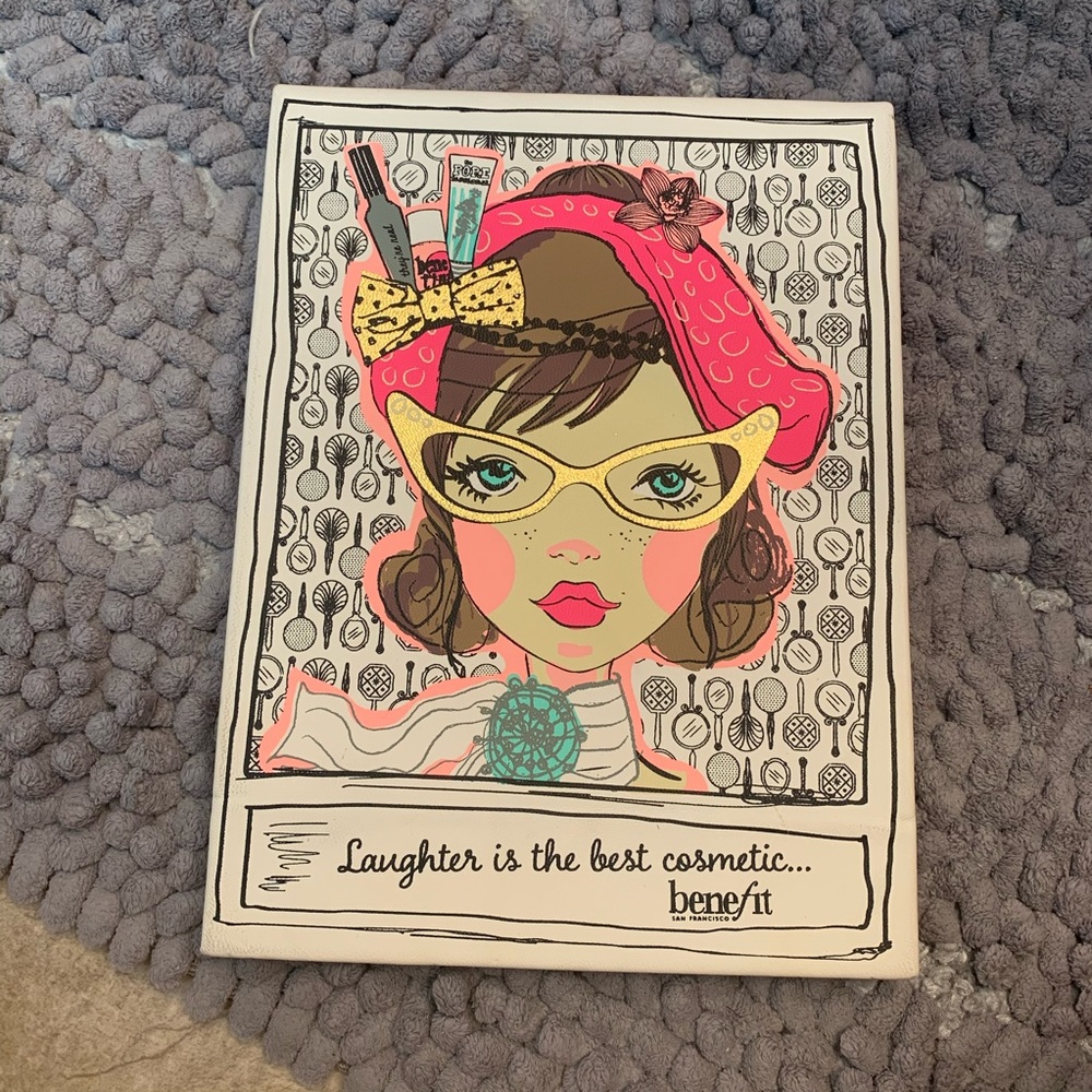 Benefit portable mirror